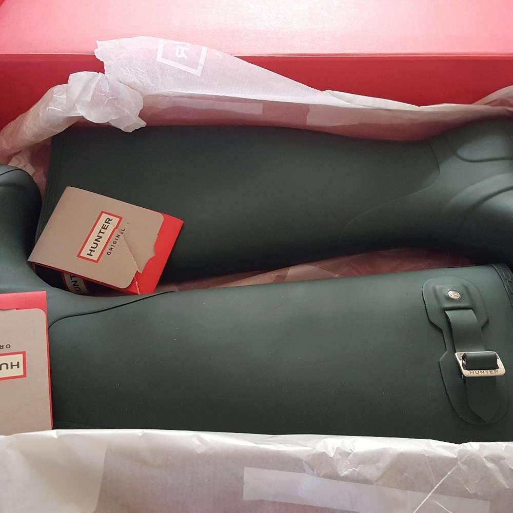Hunter Green Boots